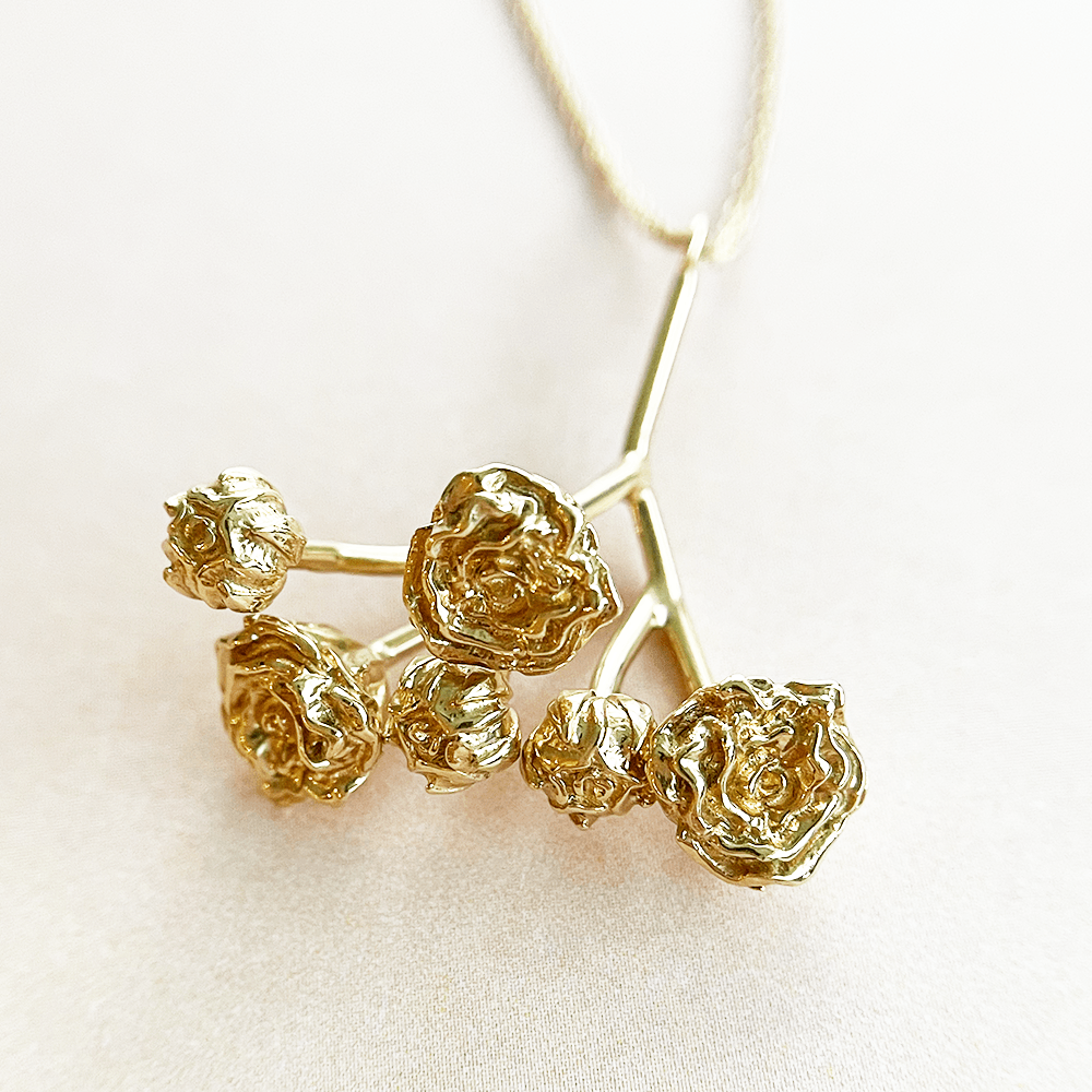 Women | Large Breath Cluster Necklace | 14k Yellow Gold