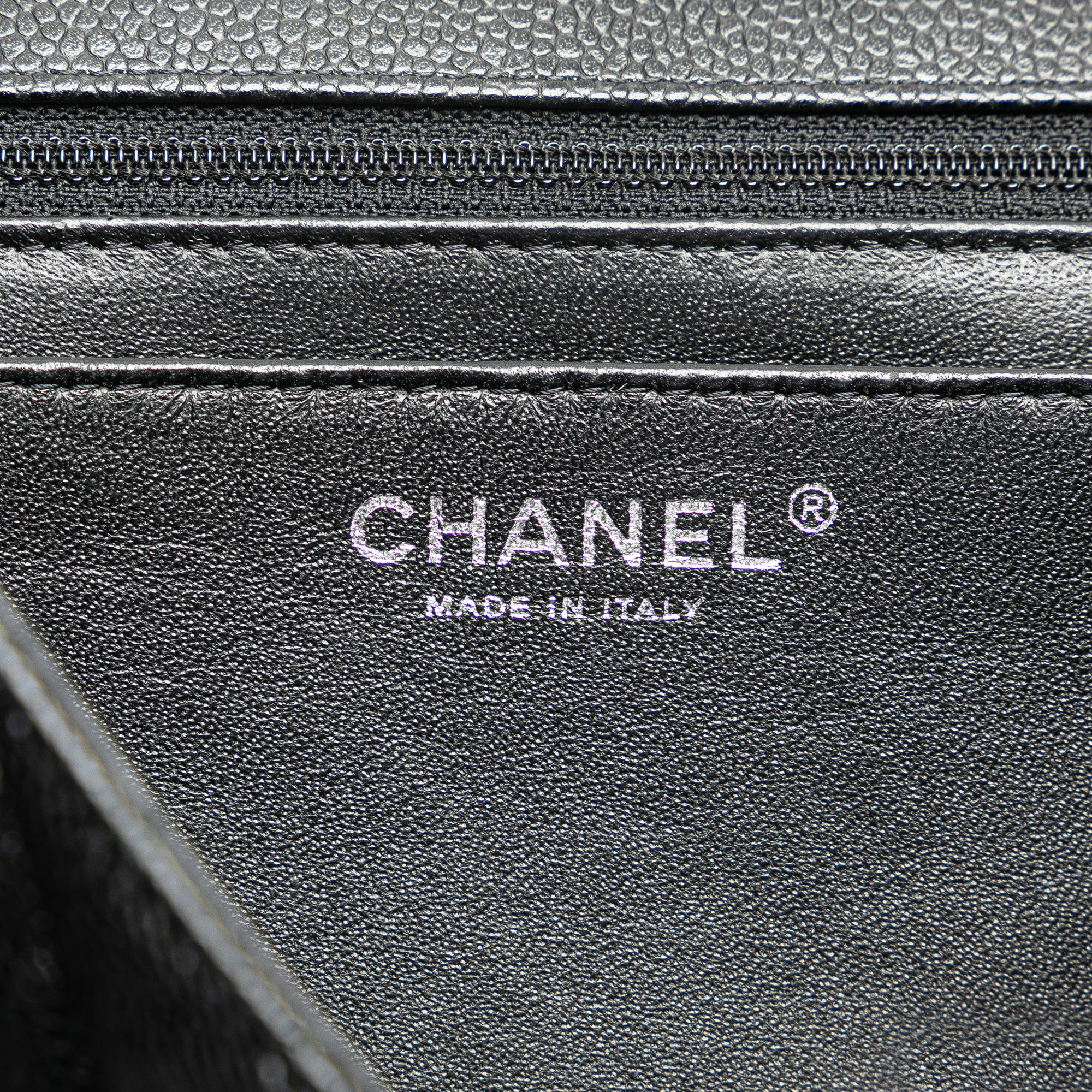 Chanel | Pre-Owned Maxi Classic Caviar Single Flap | Black