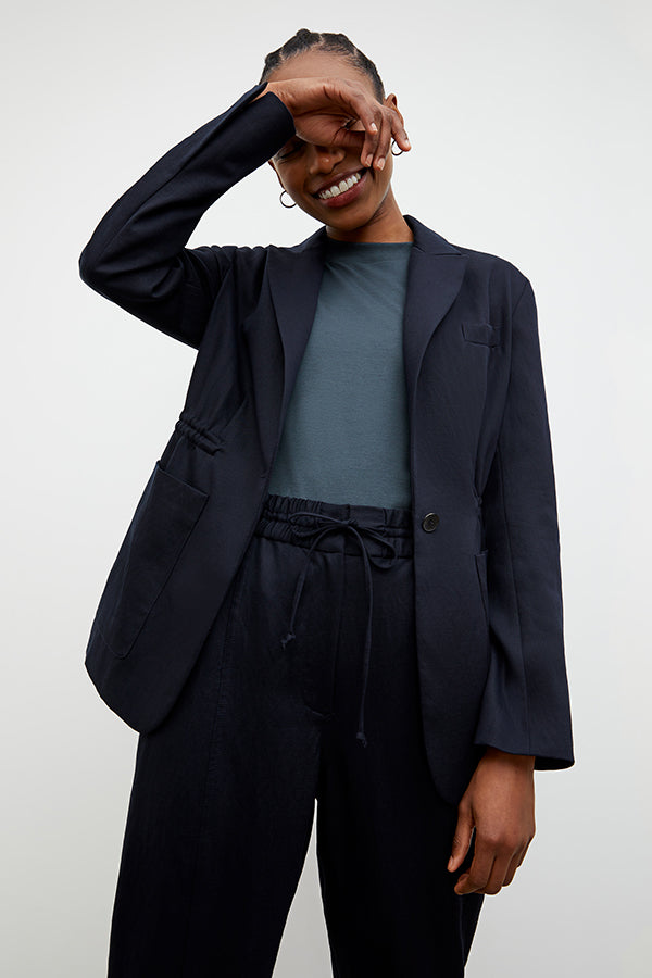 Front image of a woman wearing the Shane Pant - Everyday Twill in Night | Exclude