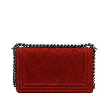 Chanel | Pre-Owned Old Medium Quilted Caviar Boy Flap - II | Red
