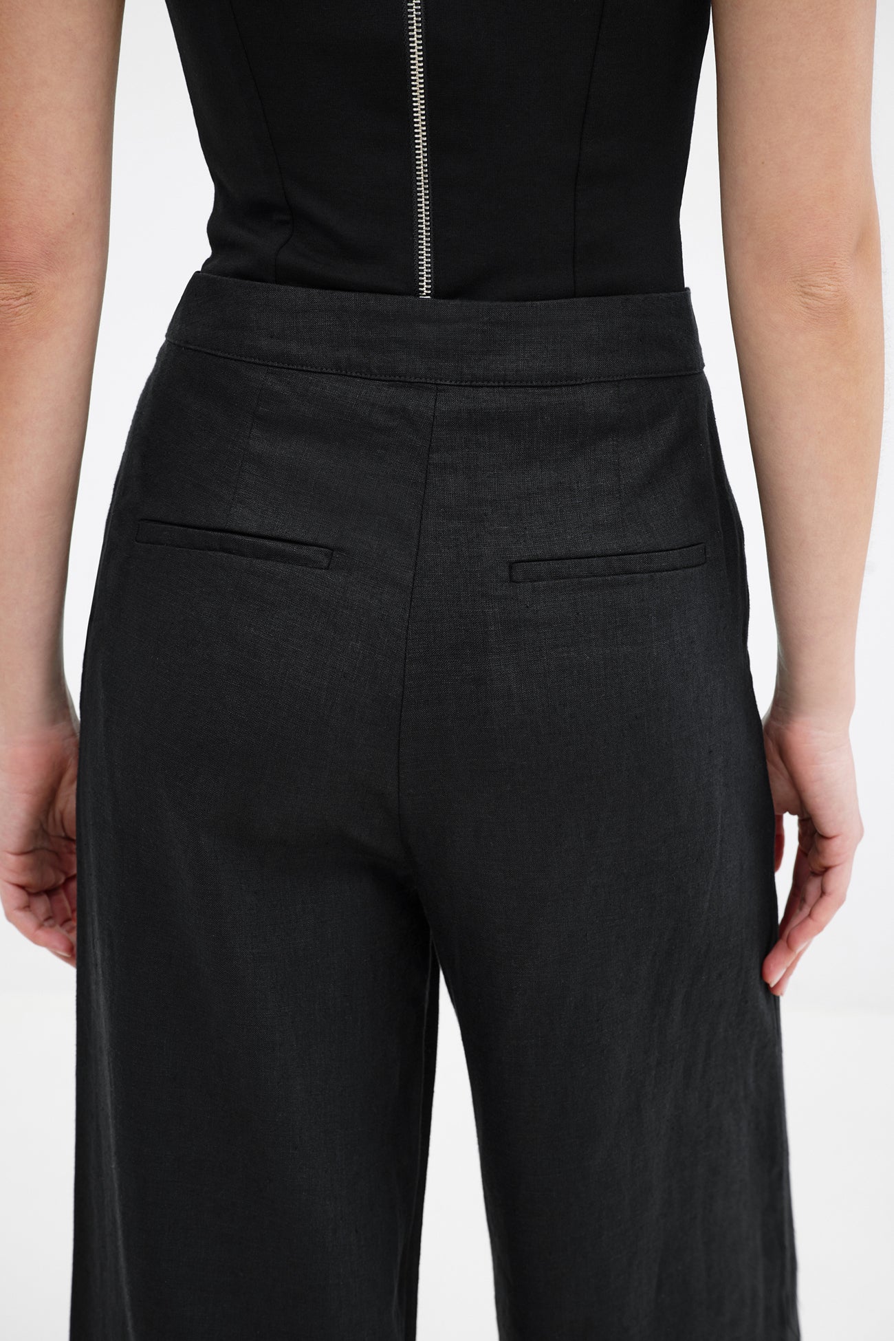 Runa Pants | Black