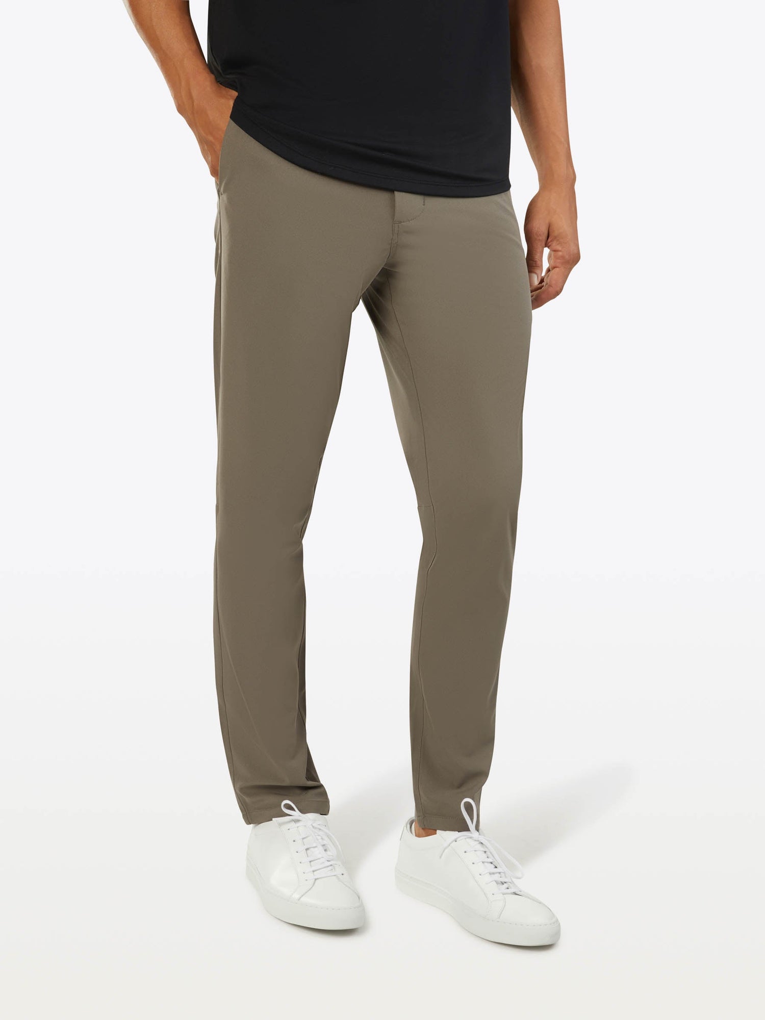 Mens | AO Slim-Fit Versaknit Pant | Canyon