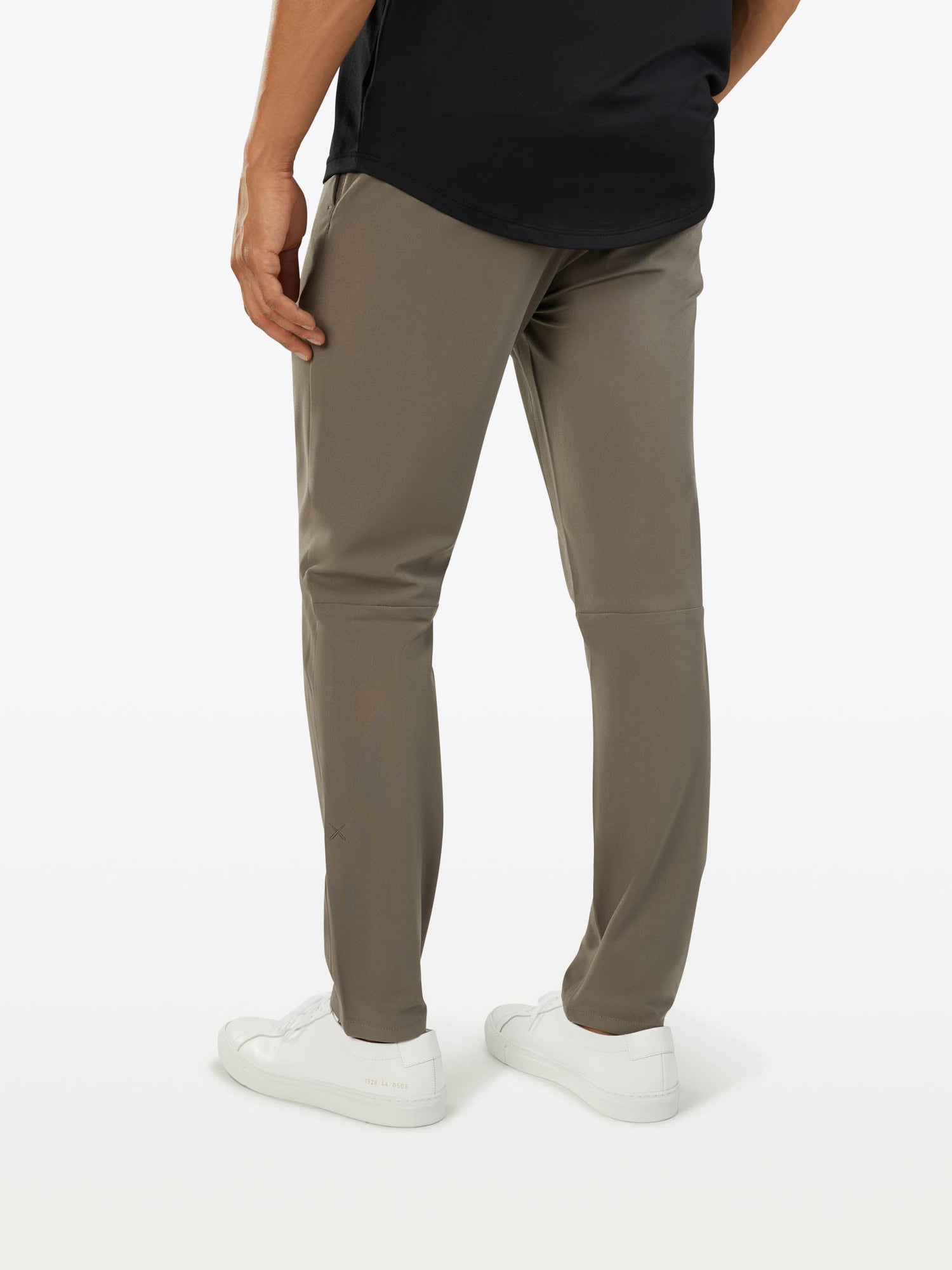 Mens | AO Slim-Fit Versaknit Pant | Canyon