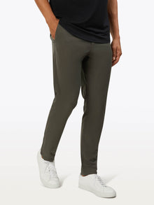 Mens | AO Slim-Fit Versaknit Pant | Slate