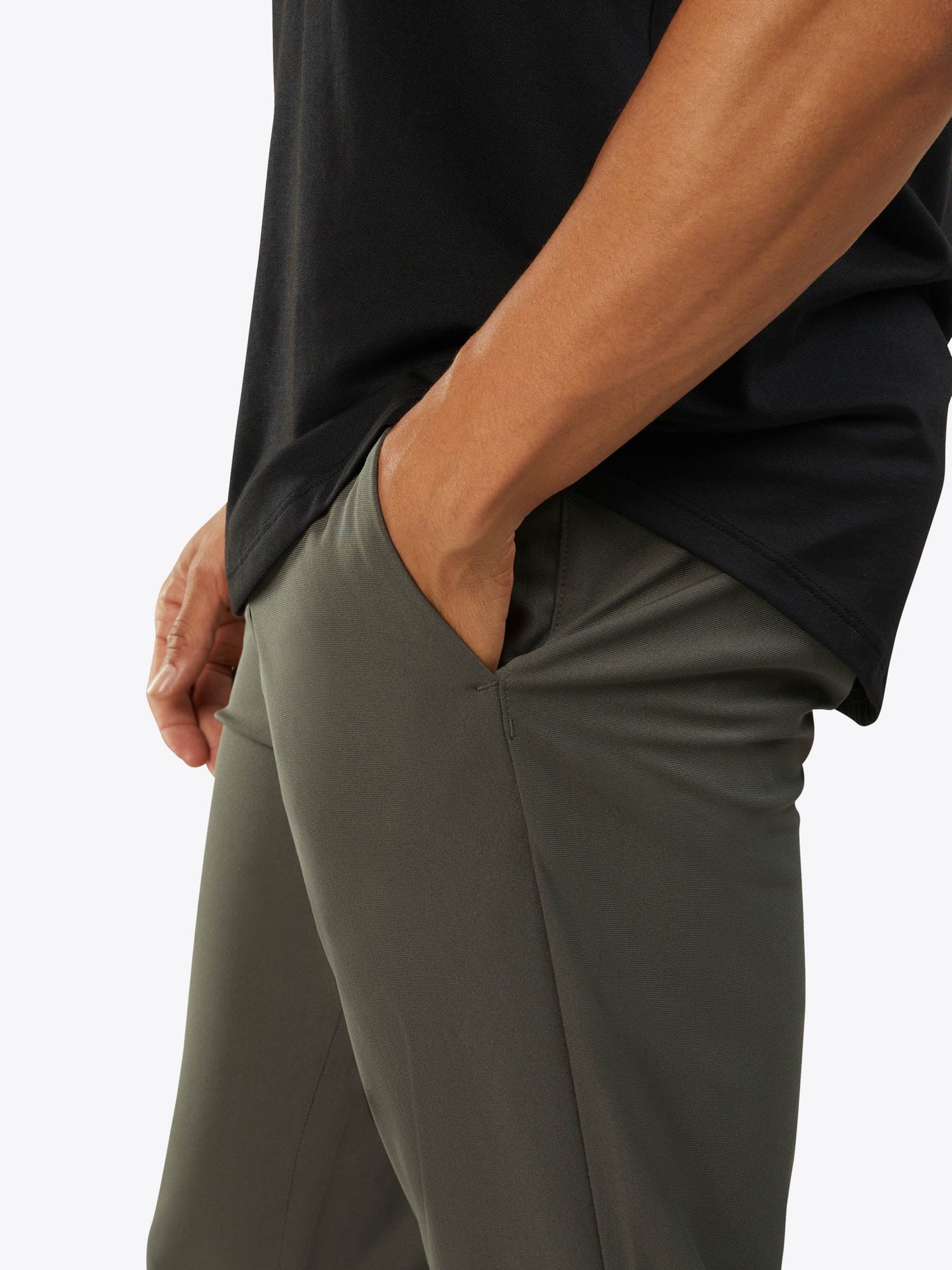 Mens | AO Slim-Fit Versaknit Pant | Slate