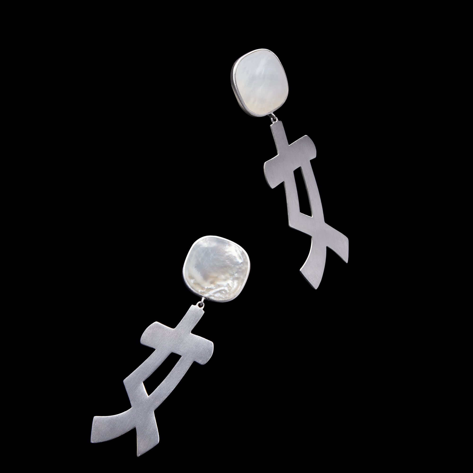 Nuren Earrings | Silver | Mother of Pearl