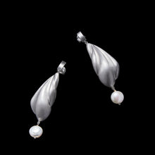 Glacier Earrings | Silver | Freshwater Pearls