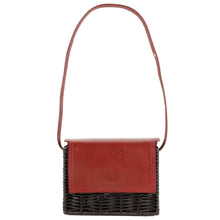 Tao Shoulder Bag | Burgundy