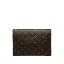 Louis Vuitton Pre-Owned Monogram Pochette Rabat 23 | Women | Brown