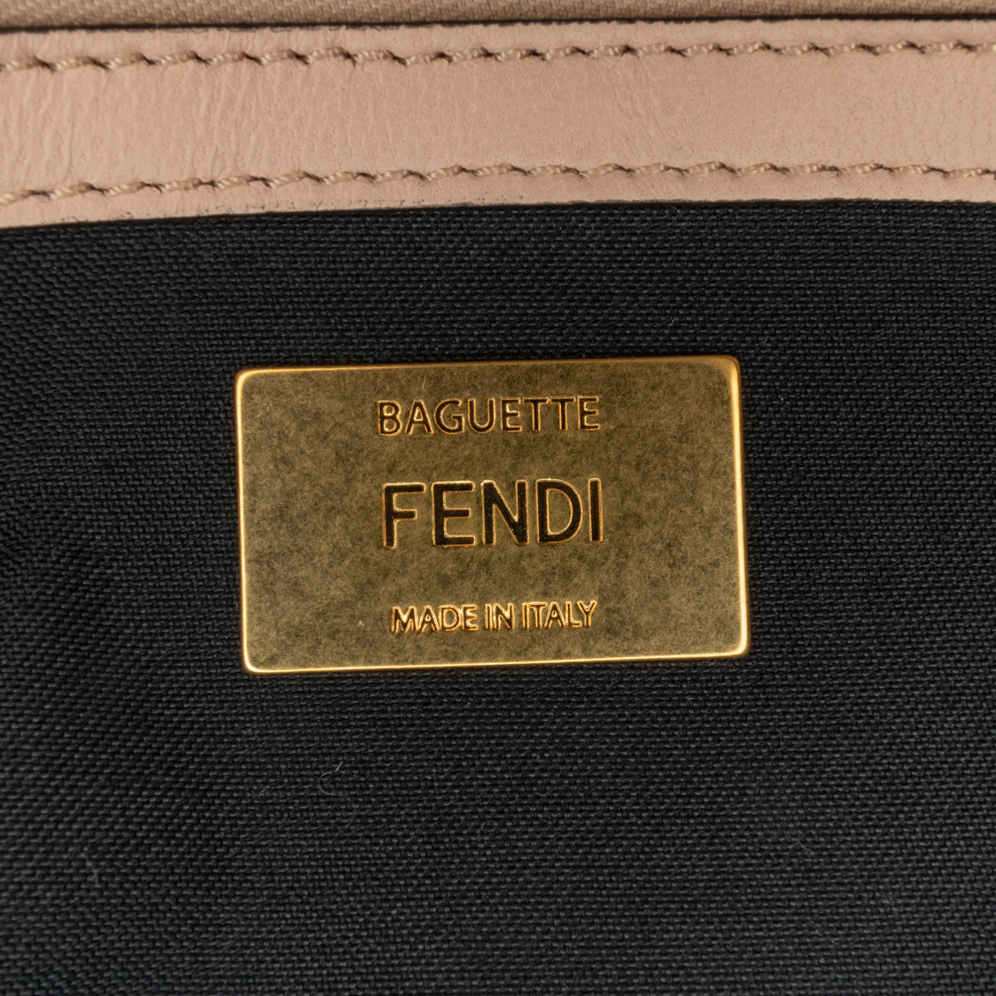 Fendi | Pre-Owned Bicolor Leather Chain Midi Baguette | Pink