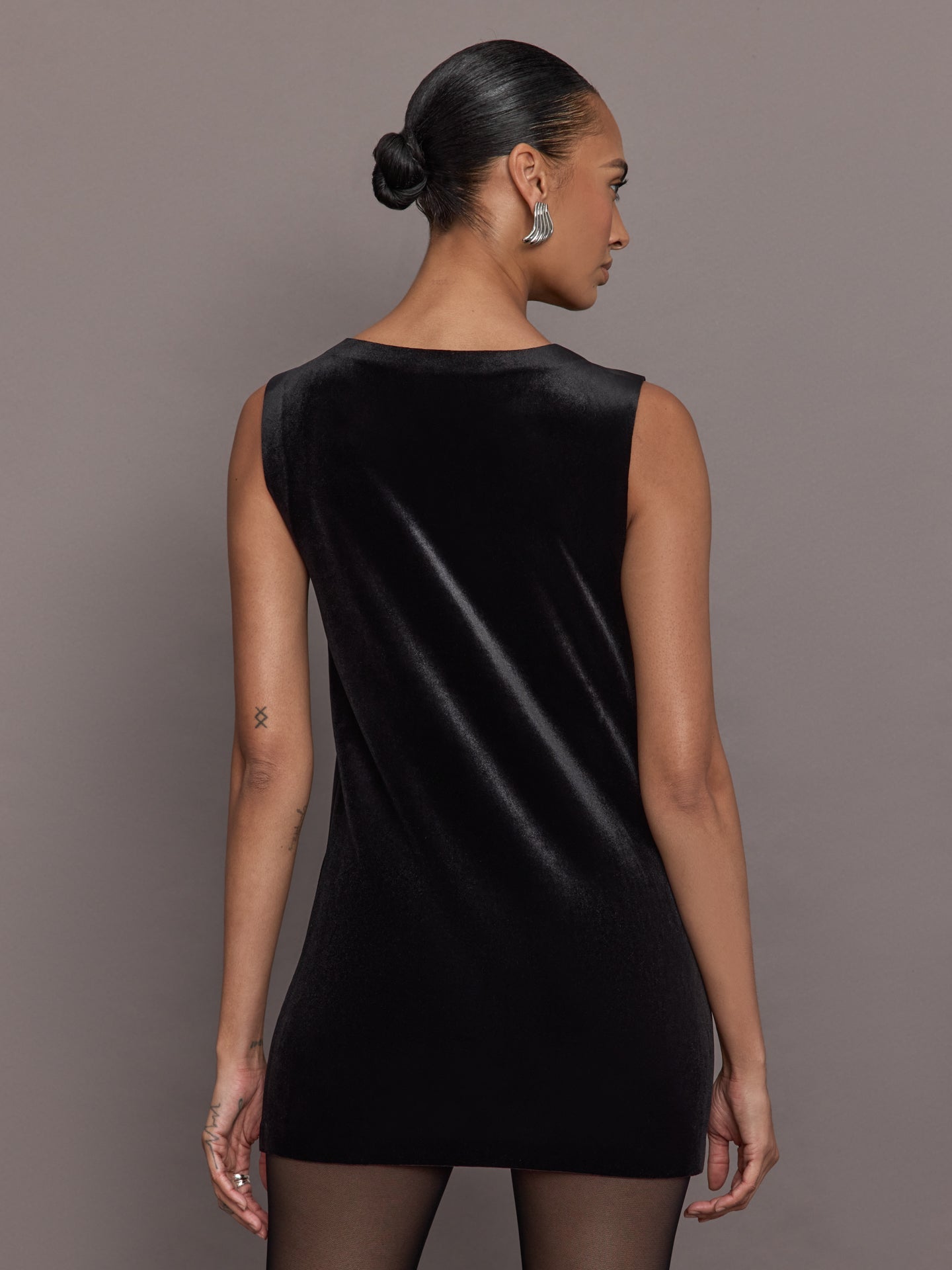 Norma Kamali | Sleeveless Mini Dress | Black
