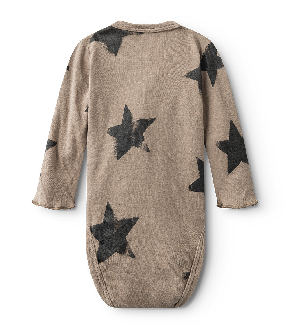 Newborn | Soft Faded Star Envelope Onesie | Earth Brown