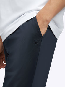 Mens | Foundation Classic-Fit Jogger | Obsidian