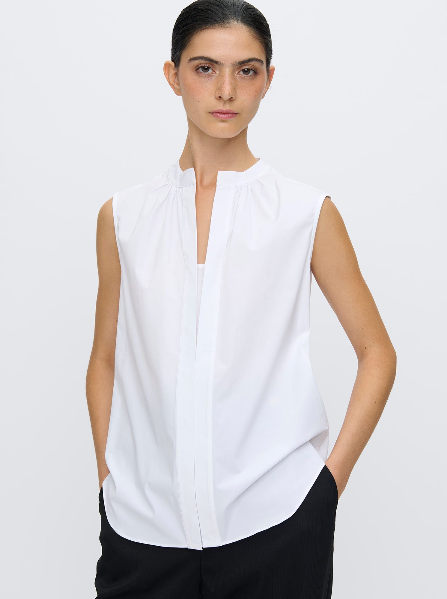 Olympia Sleeveless Shirt | White