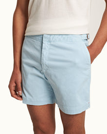 Men | Bulldog Stretch-Cotton Short | Island Sky