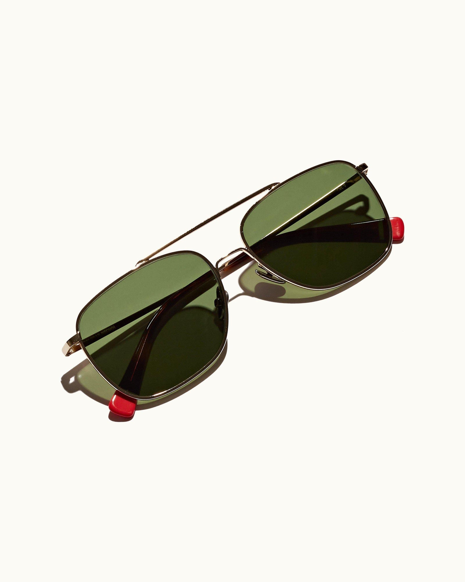 Tulum Shiny Pale Gold Square Frame Sunglasses | Shiny Pale Gold