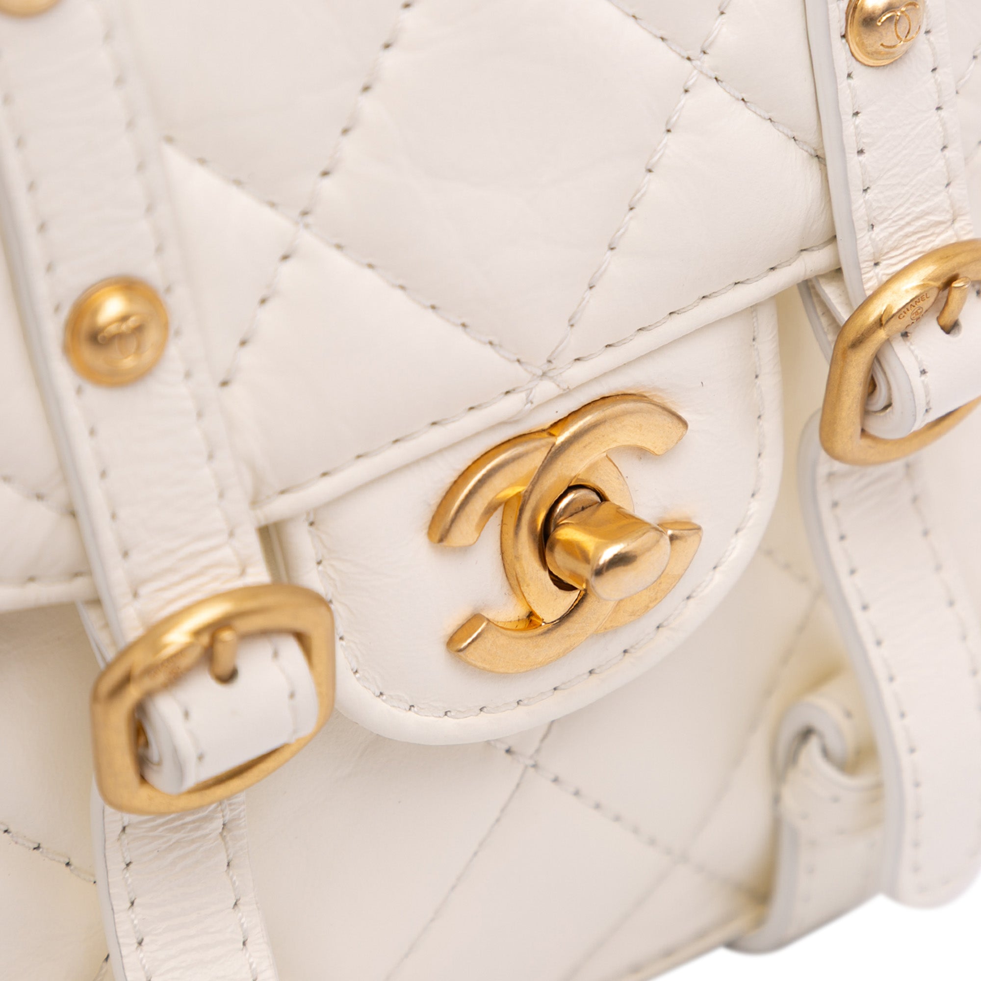 Chanel | Pre-Owned Mini Aged Calfskin City School Flap - I | White/Ivory