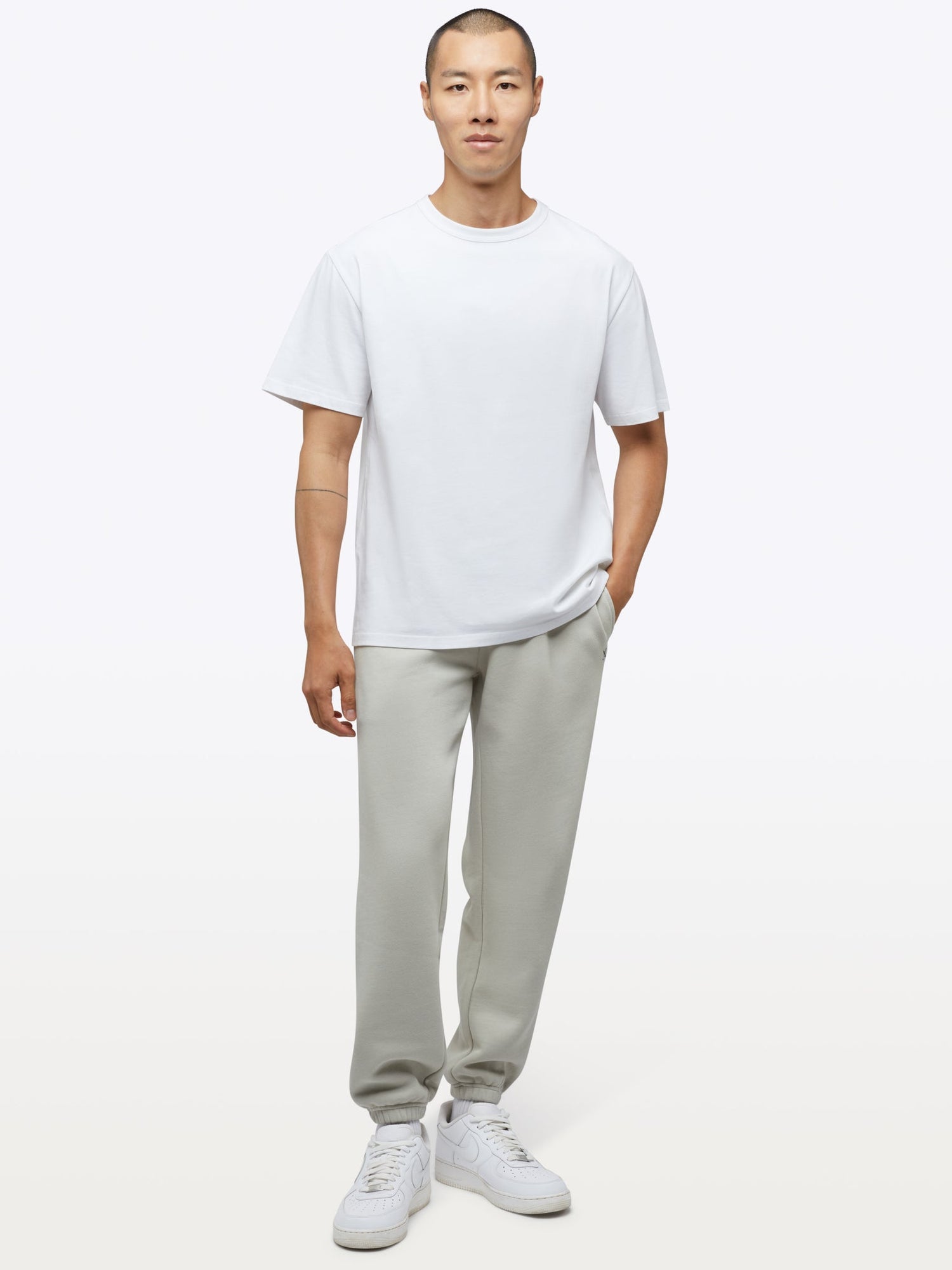 Mens | Divine Signature-Fit Fleece Sweatpant | Parchment