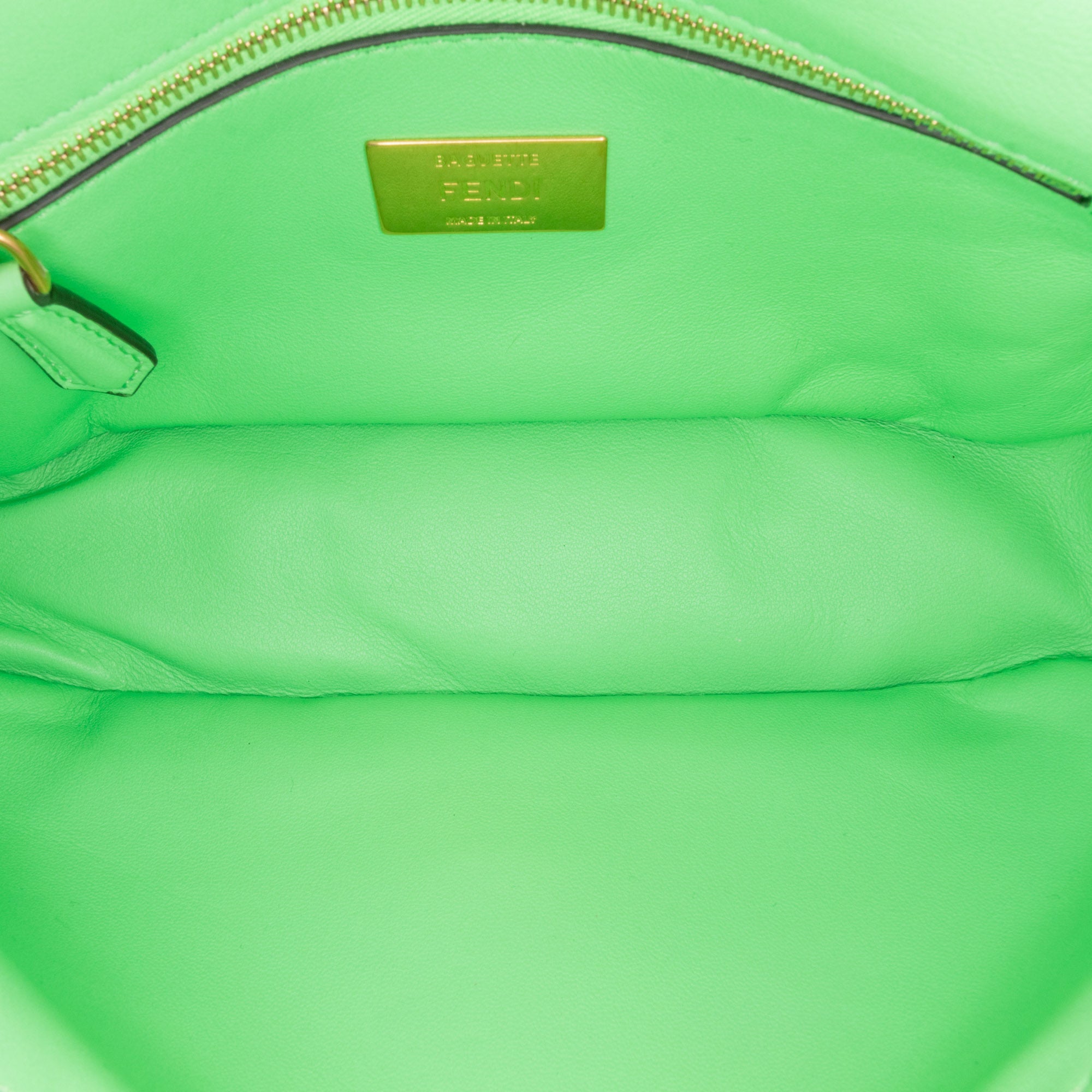 Fendi | Pre-Owned Zucca Embossed Leather Chain Midi Baguette - II | Green/Light Green