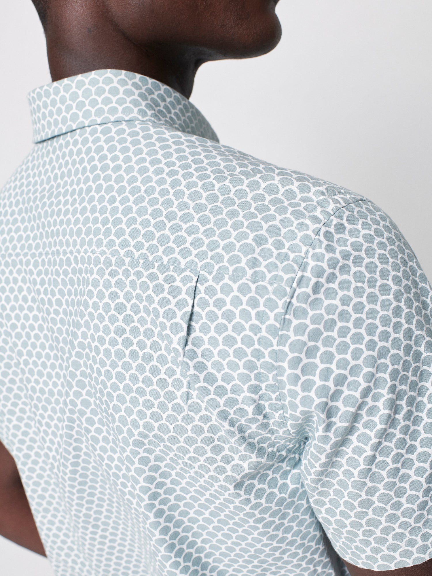 Mens - Short Sleeve Stretch Playa Shirt | Jade Fishscale