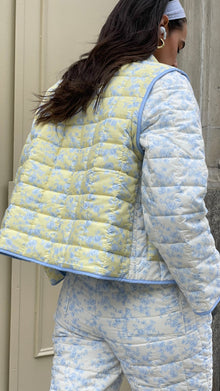 Amelia Quilted Convertible Jacket | Colorblock Toile