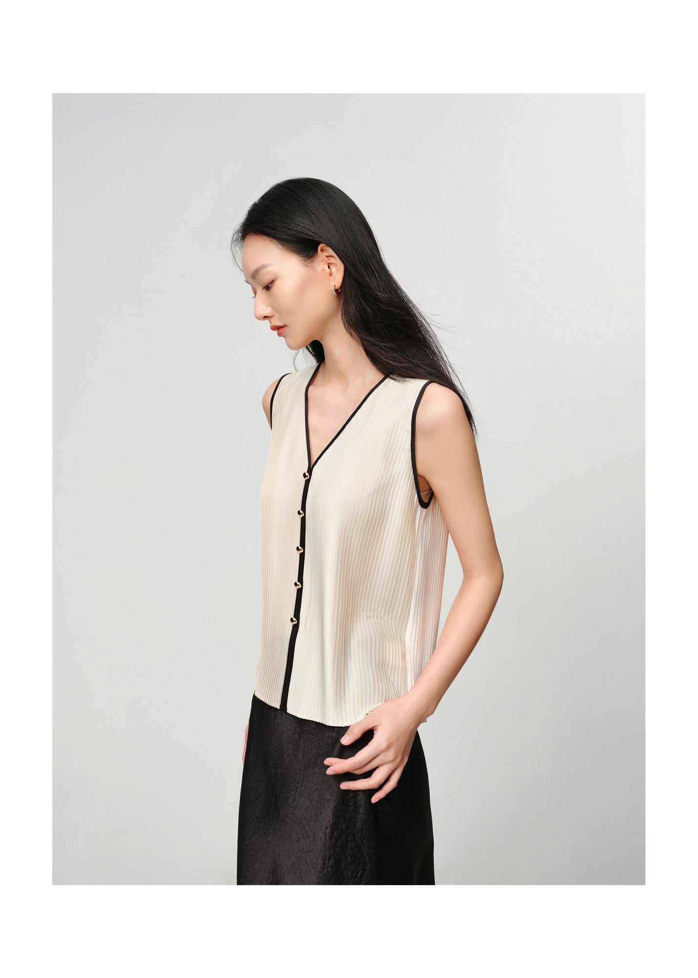 Pleated Vest | Beige