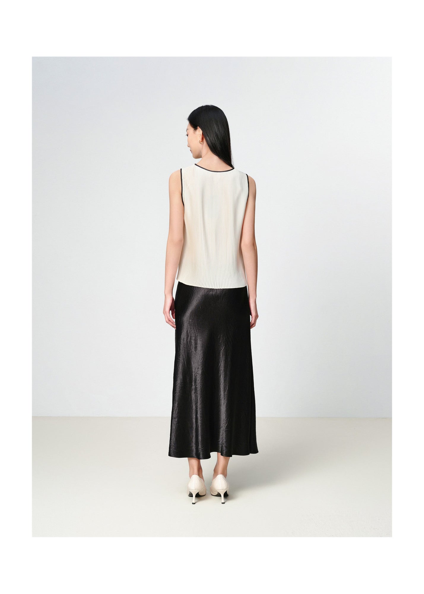 Pleated Vest | Beige