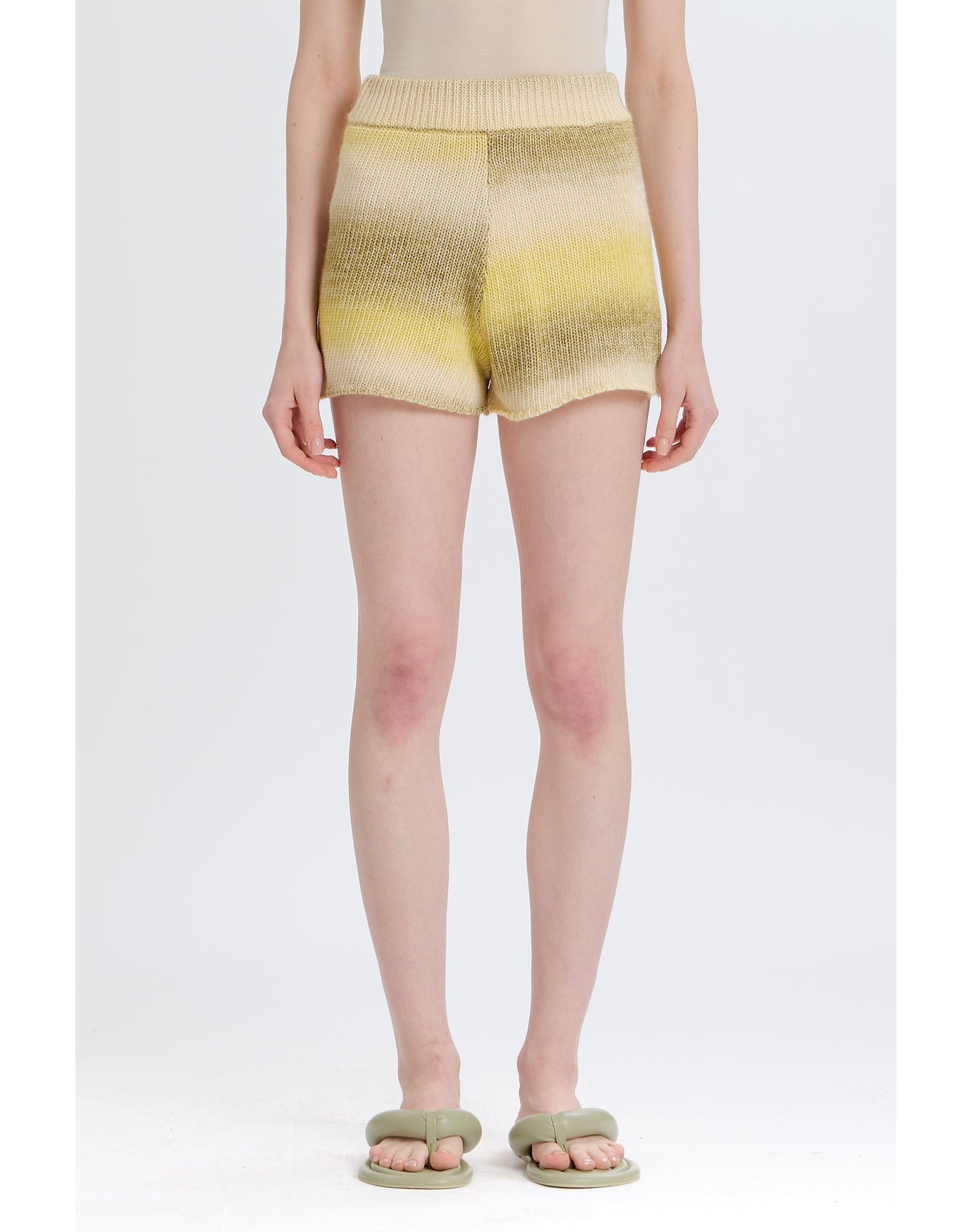 Poppy Ombre Sweater Short | Yellow