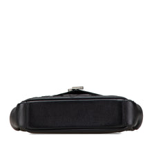 Saint Laurent | Pre-Owned Medium Monogram Heart Patchwork Chain Wallet | Black