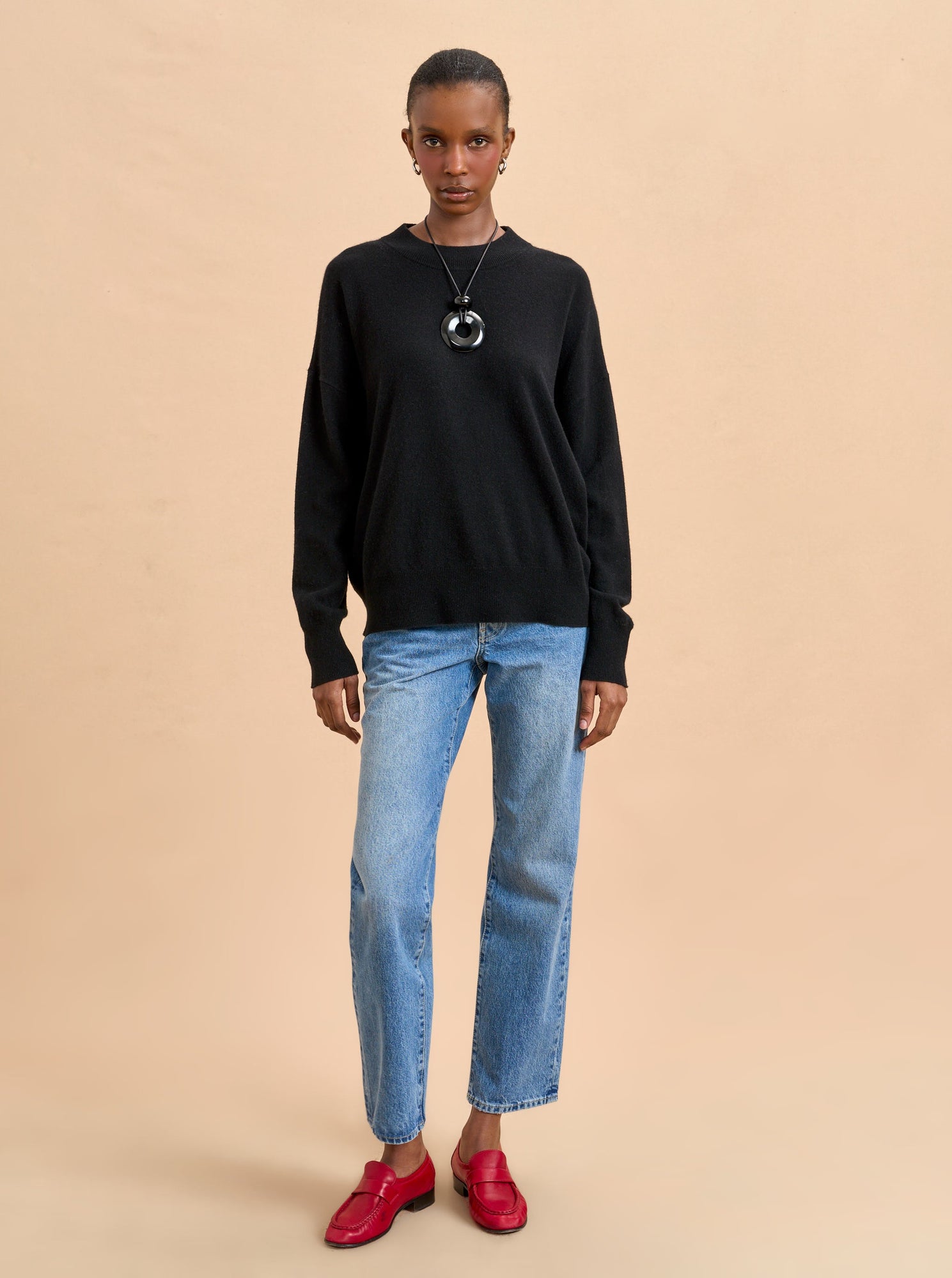 Solid Marin Lite Sweater | Black
