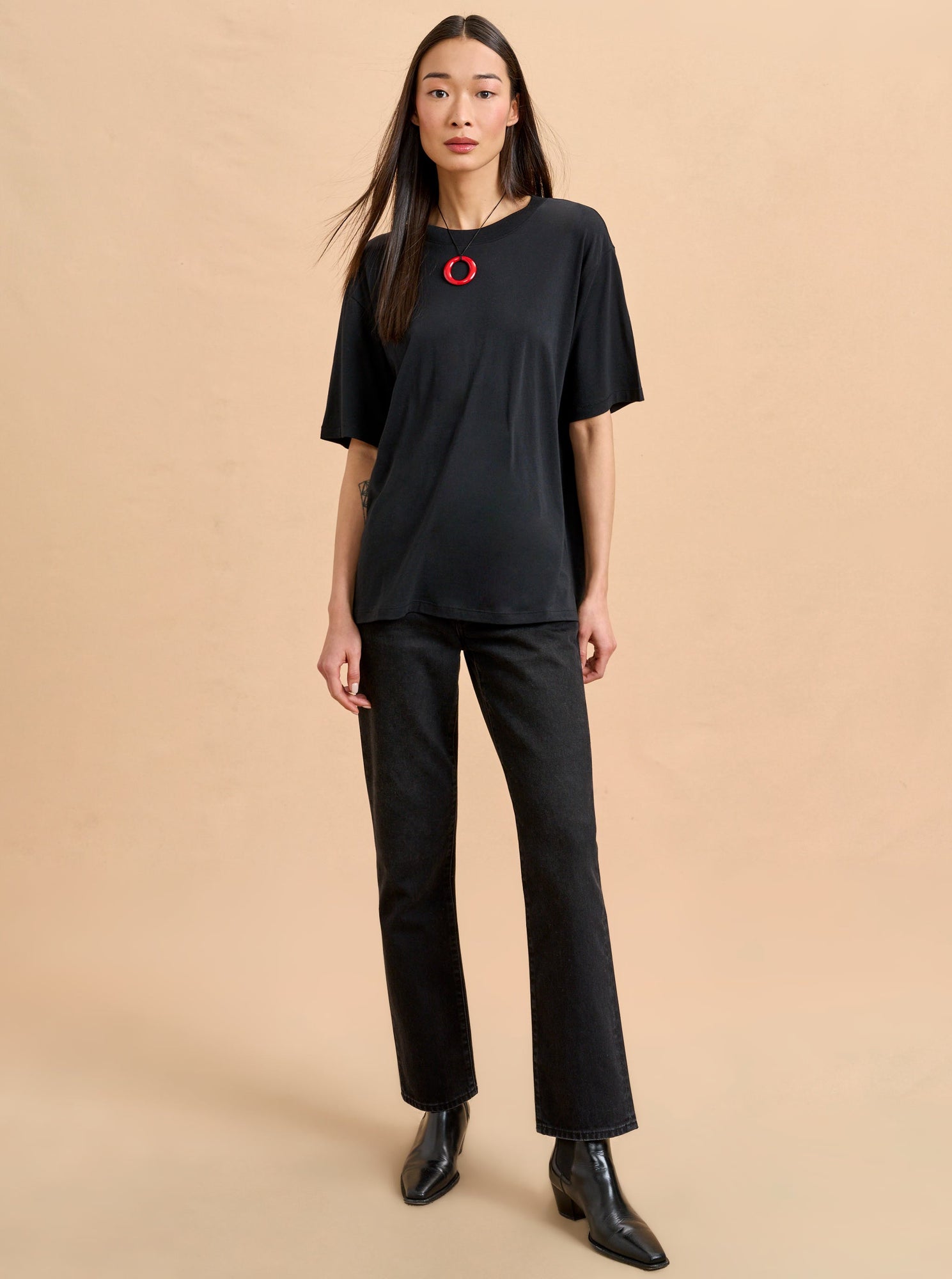 Seb Tee | Black