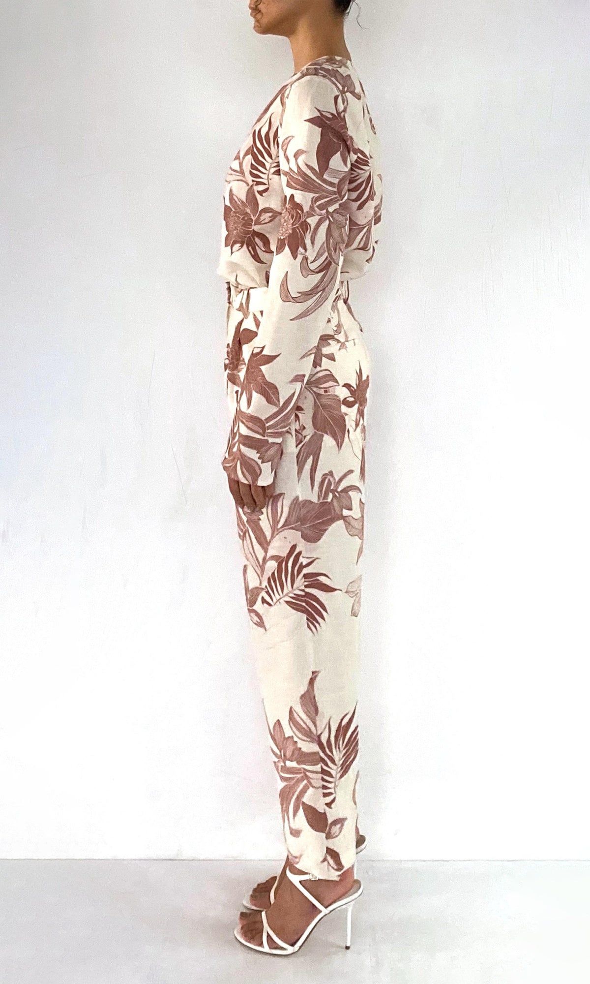Womens | Cali Thin Linen Cotton Ankle Length Tapered Pants | Beige Brown