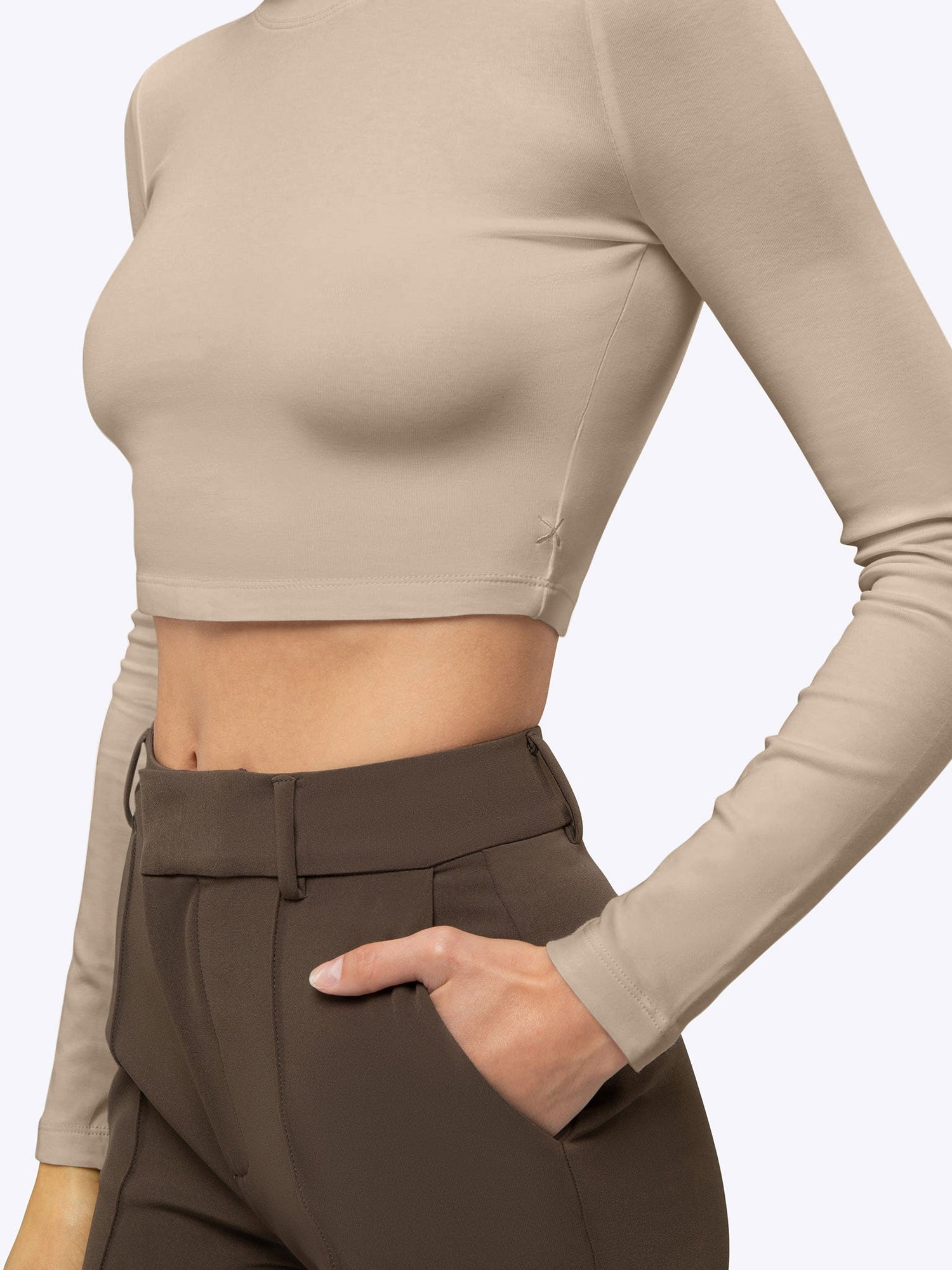 Womens | Long Sleeve Slim-Fit Tomboy-Cotton Cropped Tee | Sand Dune