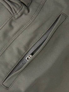 Mens | AO Slim-Fit Versaknit Jogger Tall | Dark Pine