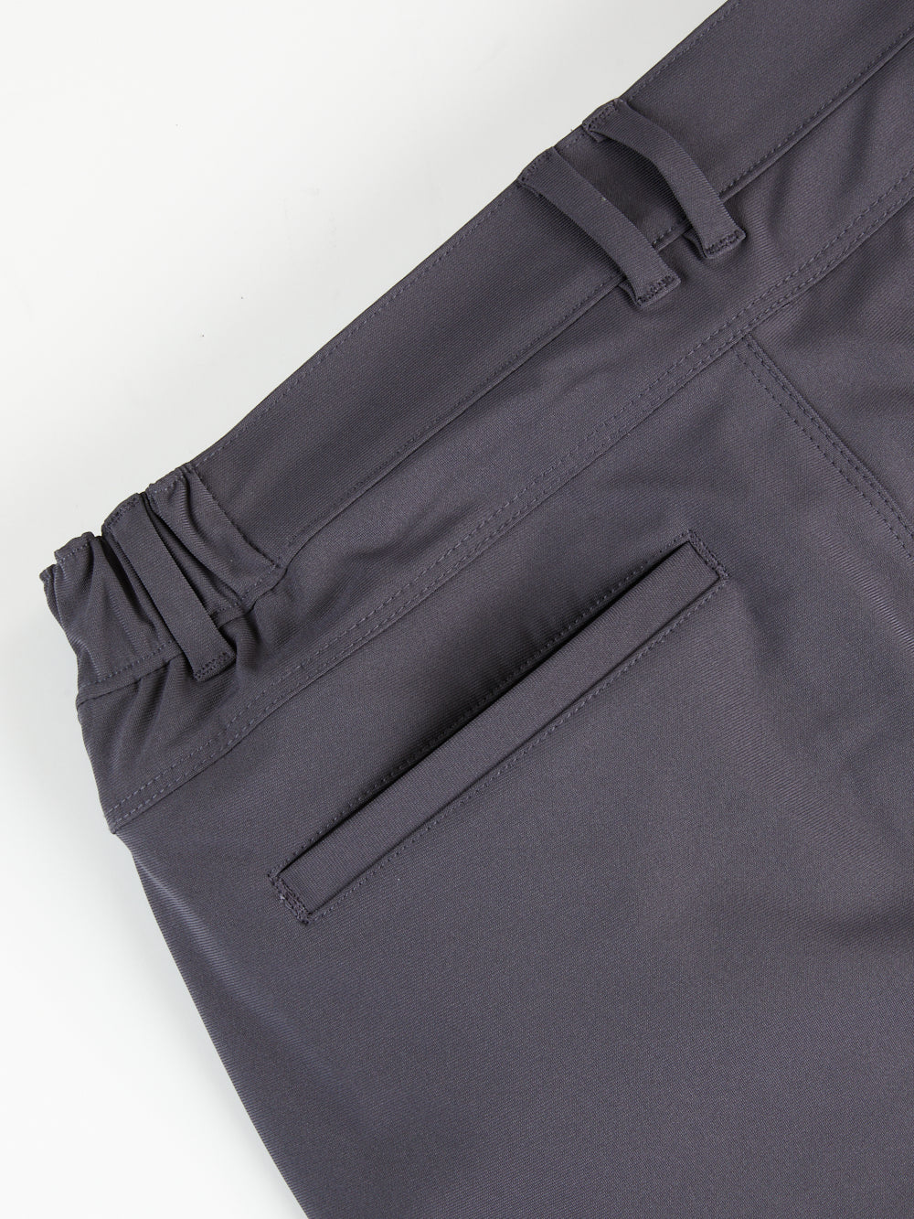 Mens | AO Slim-Fit Versaknit Jogger Tall | Cast Iron