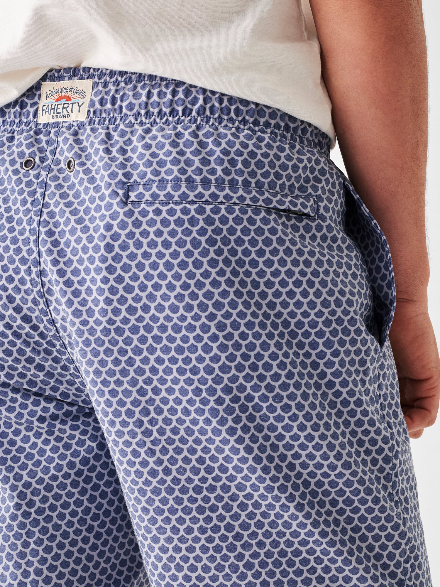 Mens - Beacon Trunk (7" Inseam) | Fishscale Batik