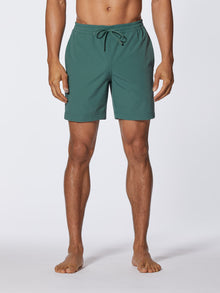 Mens | 7in Crossover Slim-Fit Short | Spruce
