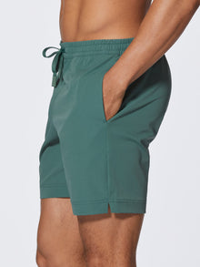 Mens | 7in Crossover Slim-Fit Short | Spruce