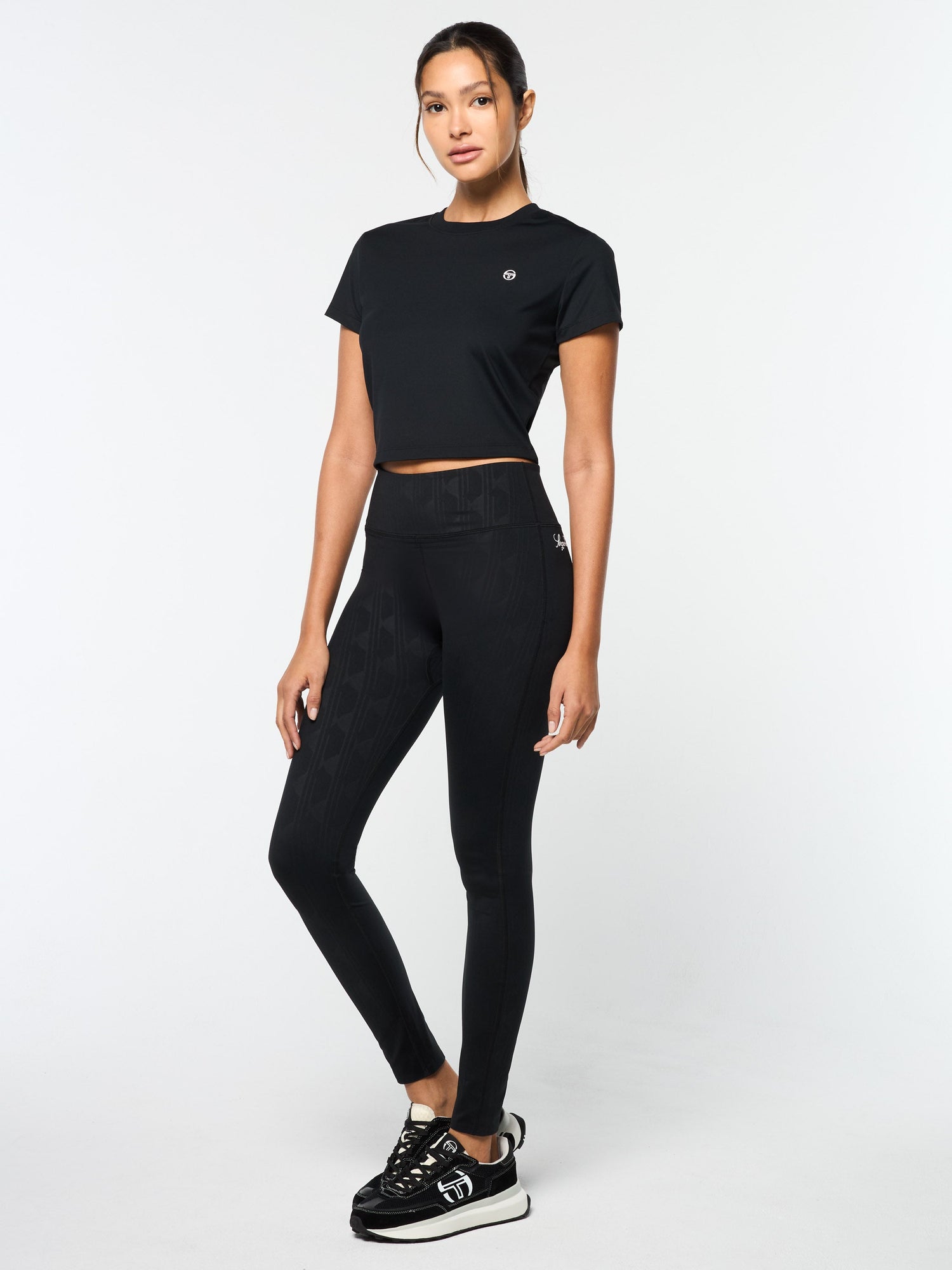 Women | Mirano Fitted Crop Top | Black Beauty