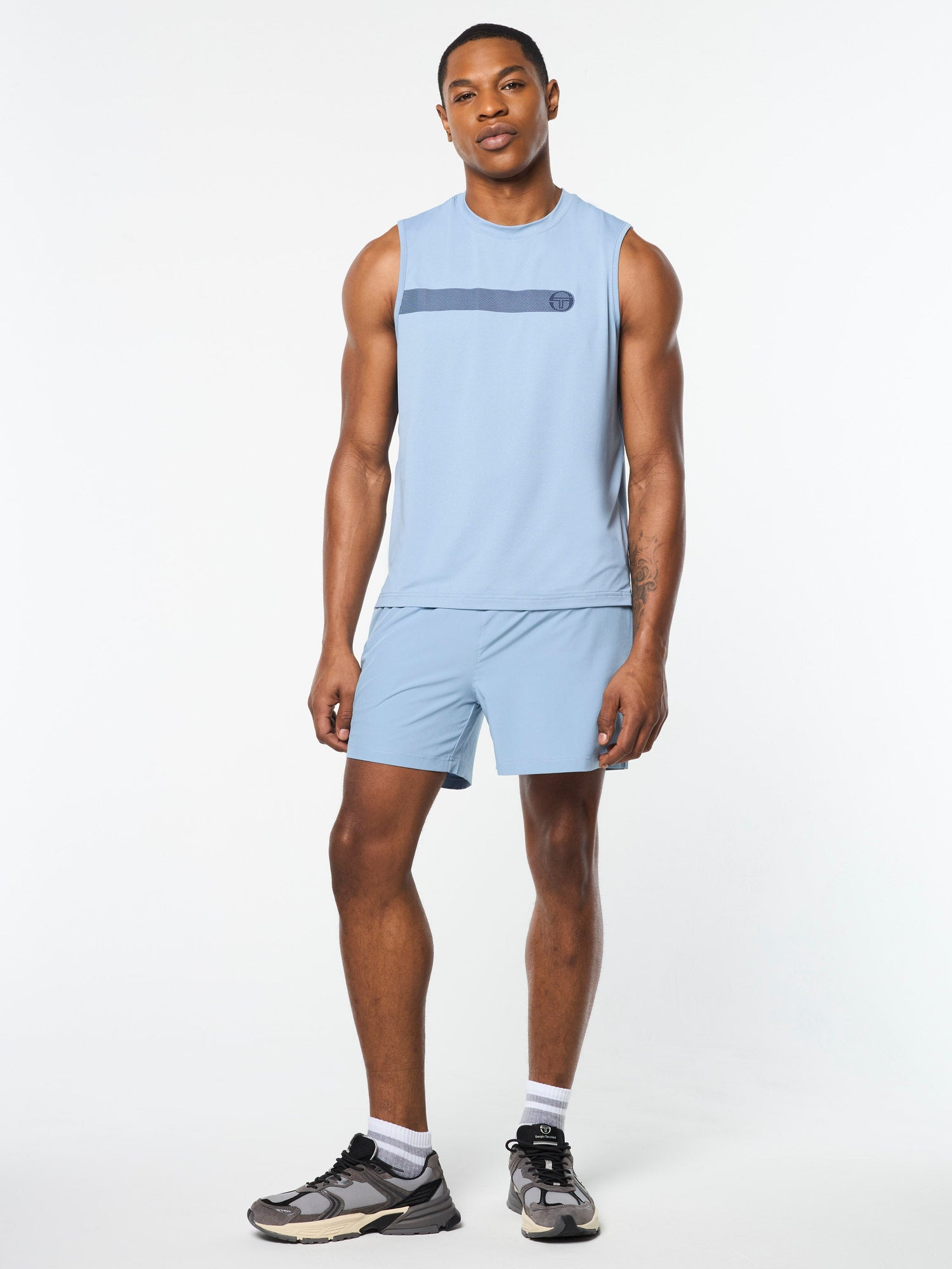 Men | Elio Performance Tank | Faded Denim