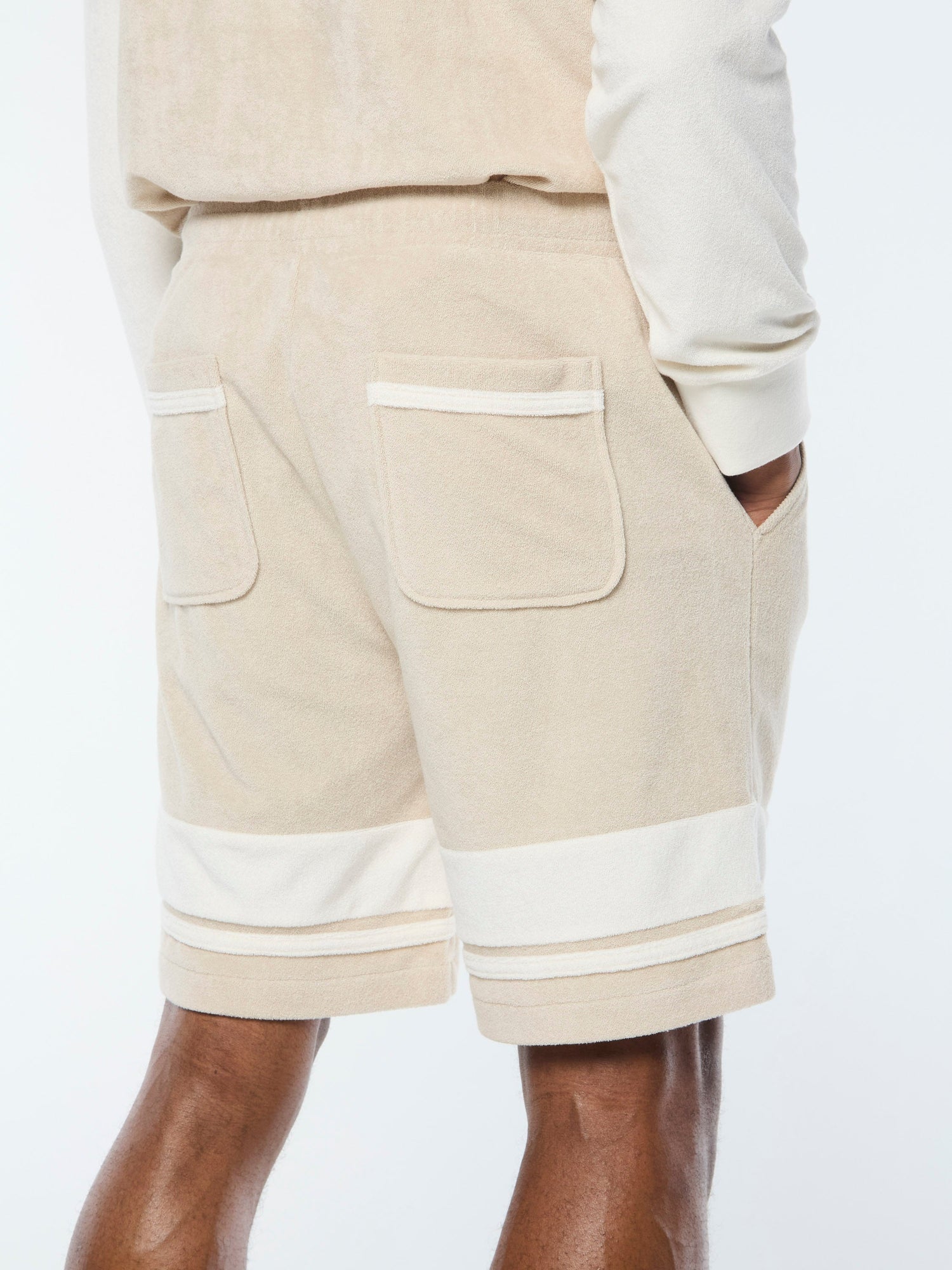 Men | Alvar Short | Fog