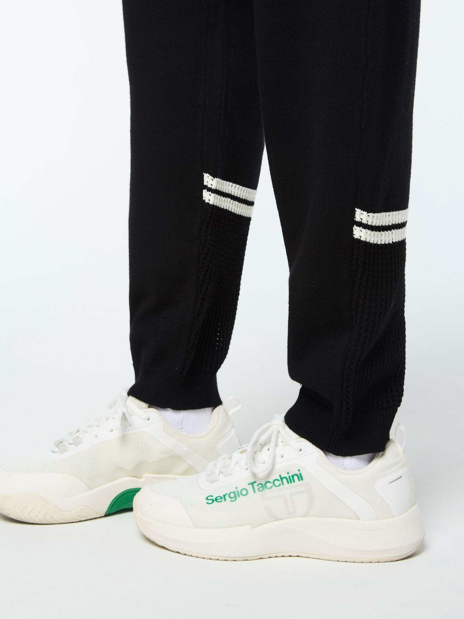 Women | Zeta Track Pant | Black Beauty