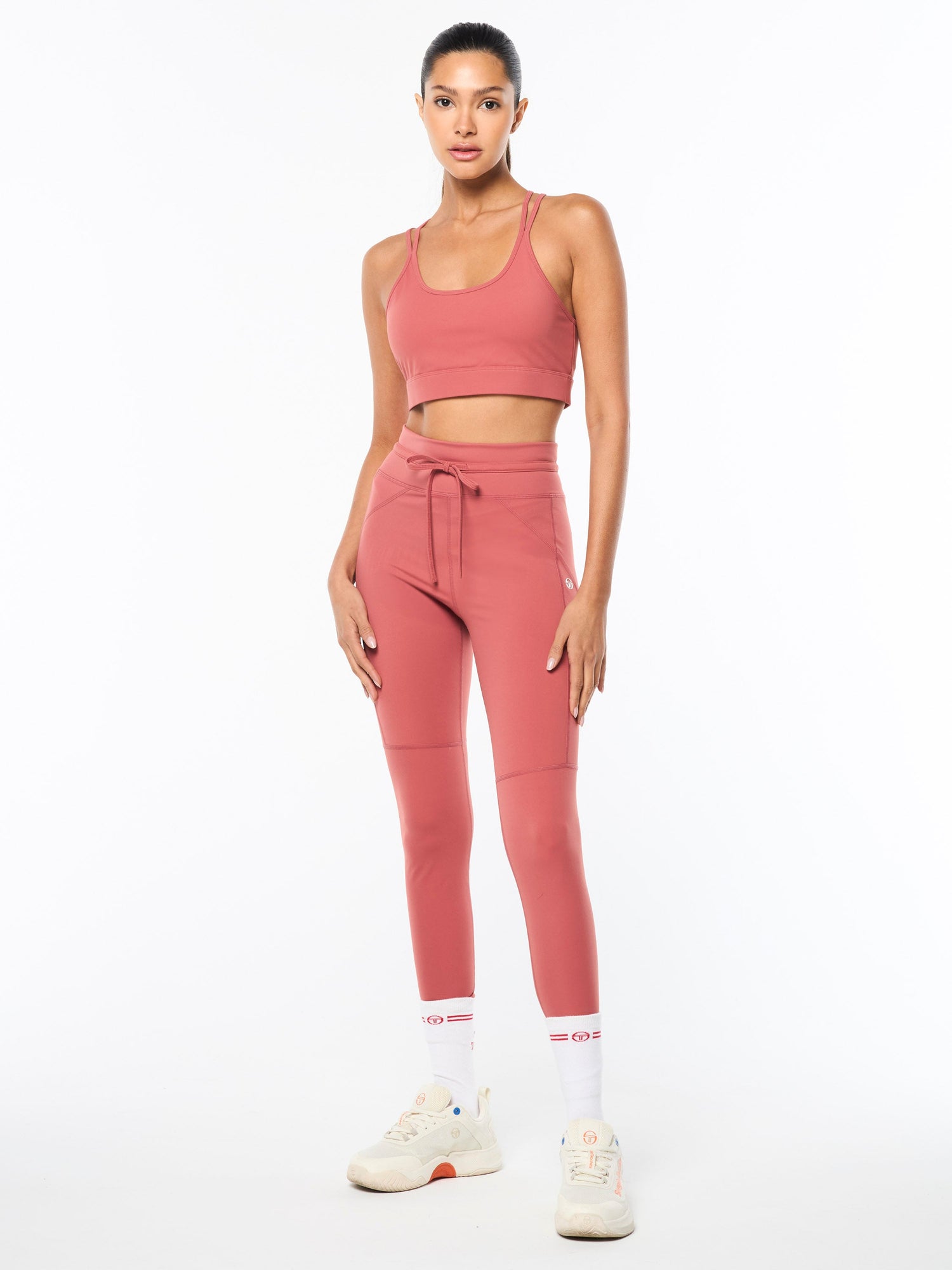 Women | Silvia Sports Bra | Light Mahogany