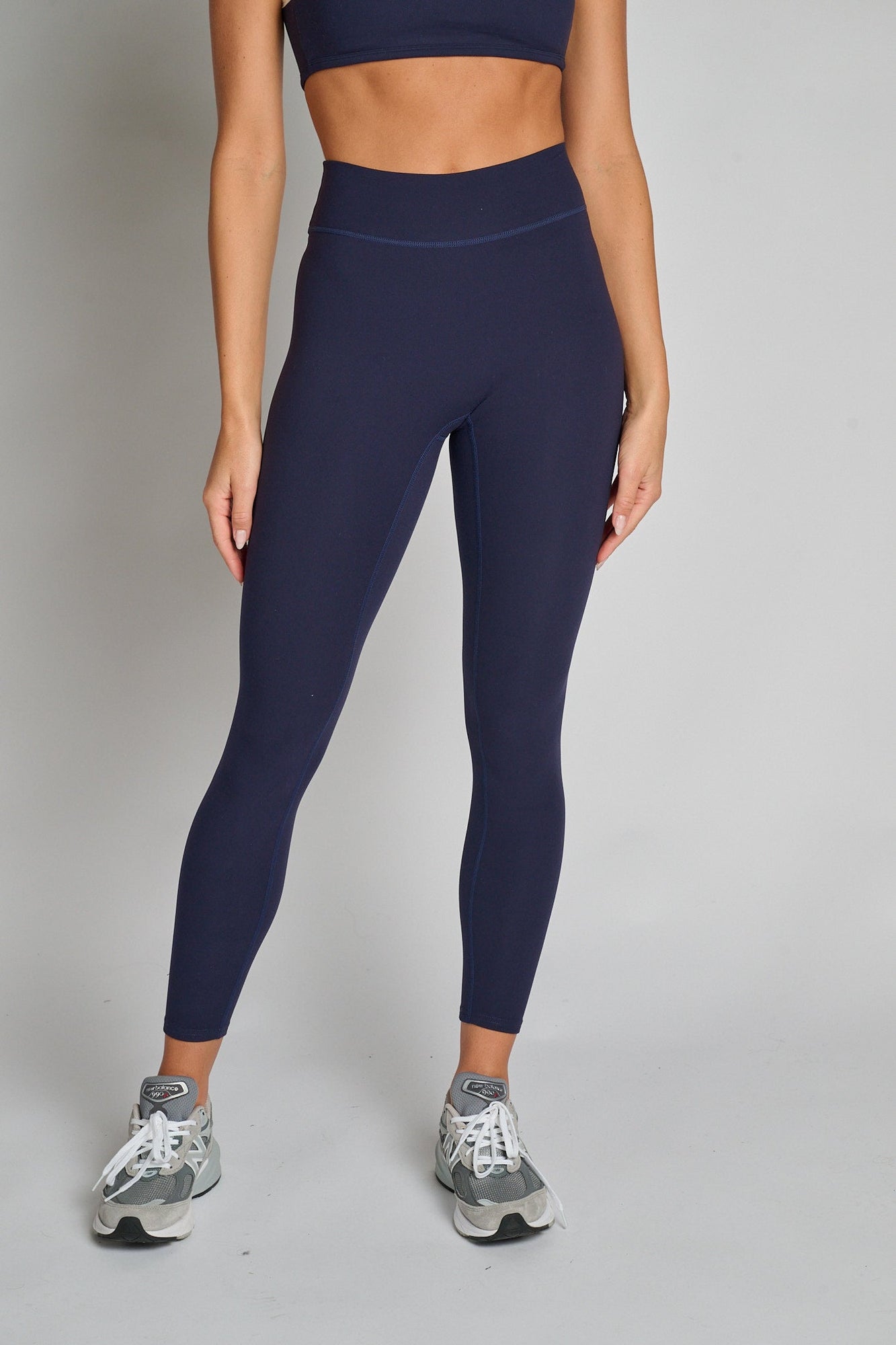 437 | The Essentials Leggings | Navy