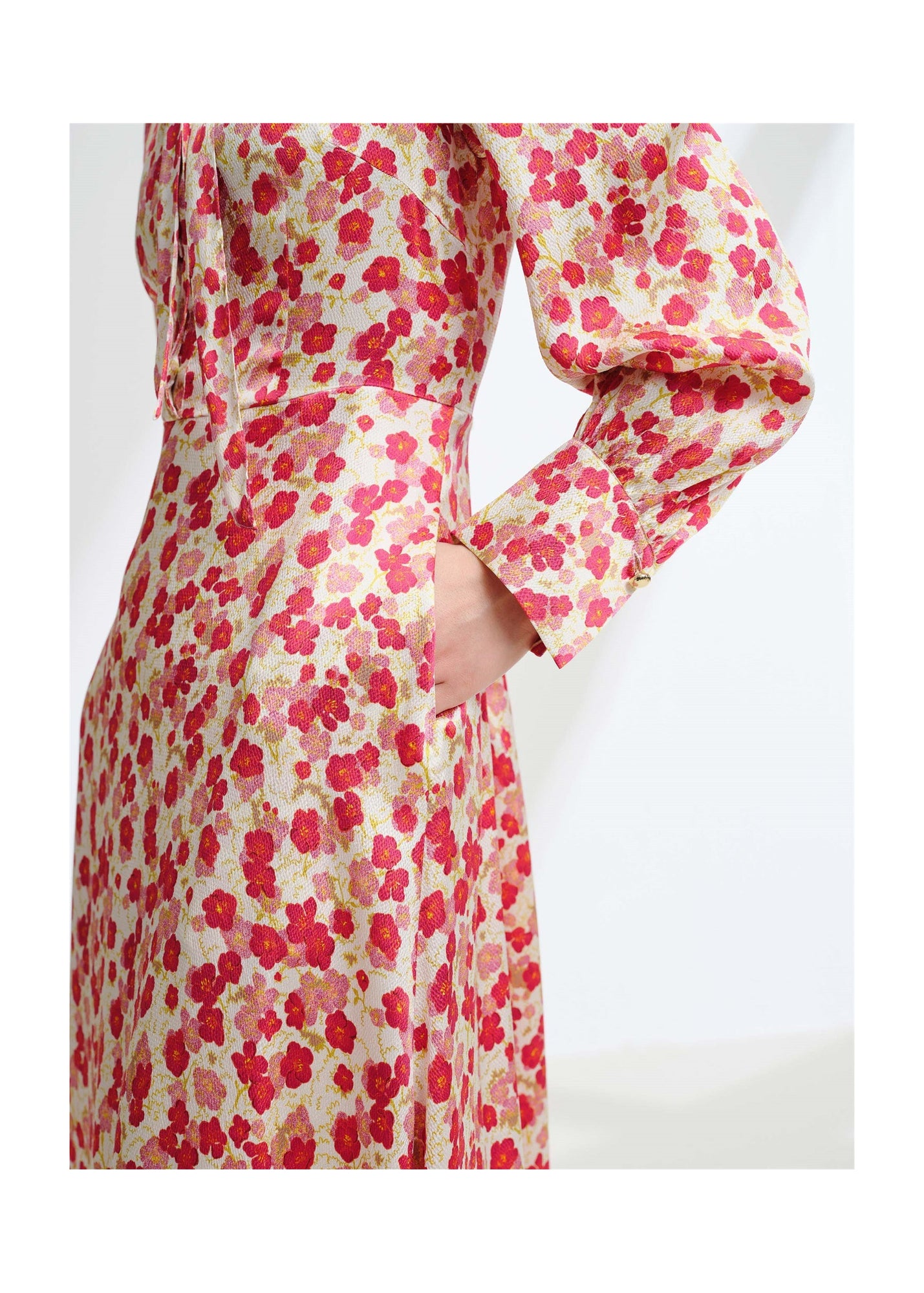 Silk Waist-Cinching Dress | Red