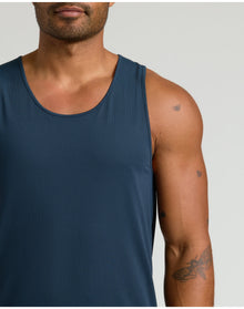Sleeveless Active Mesh Tank | Navy