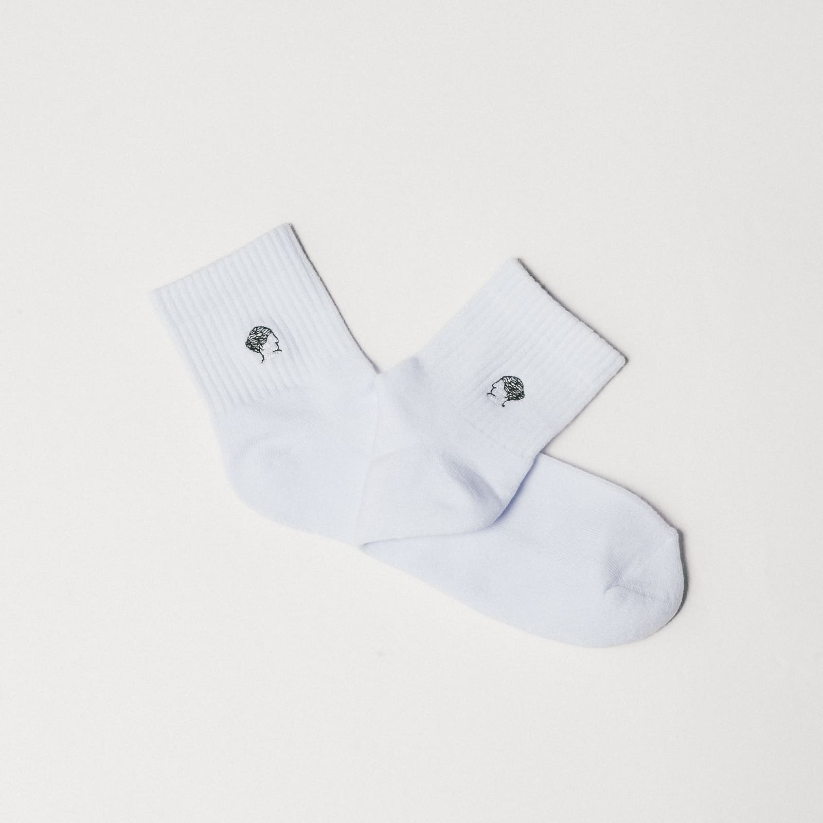 White-1/4-SOCKS-1