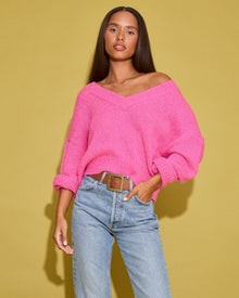 Bubblegum Pink | Model: Joycelyn (size: S) 