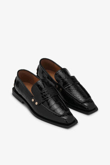 Studded Loafers in Croco | Black
