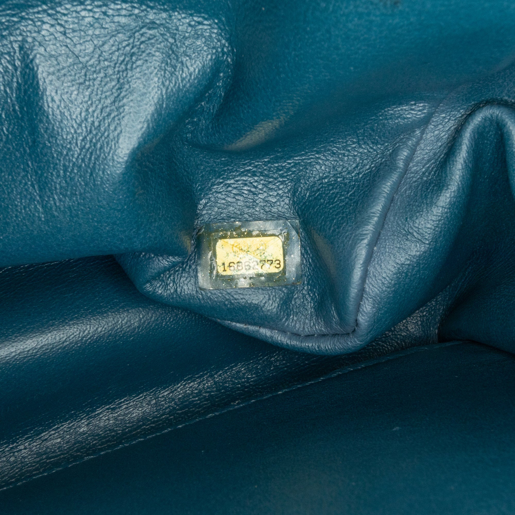 Chanel | Pre-Owned Jumbo Classic Lambskin Double Flap - I | Blue/Dark Blue